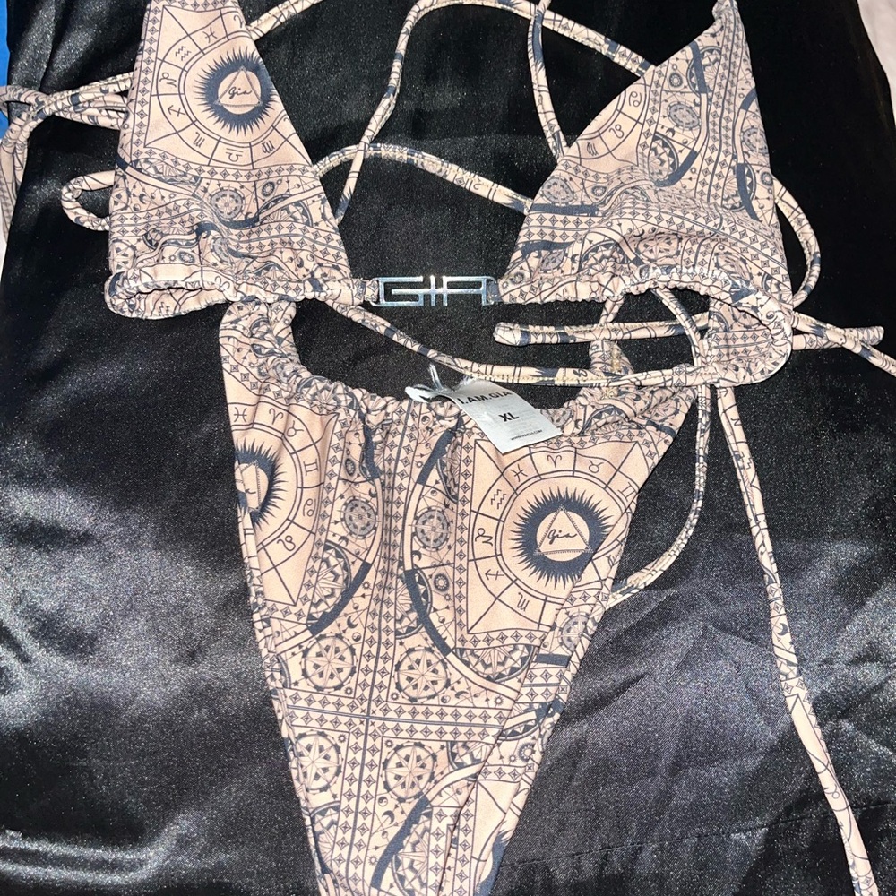 I AM GIA Zenith Bikini